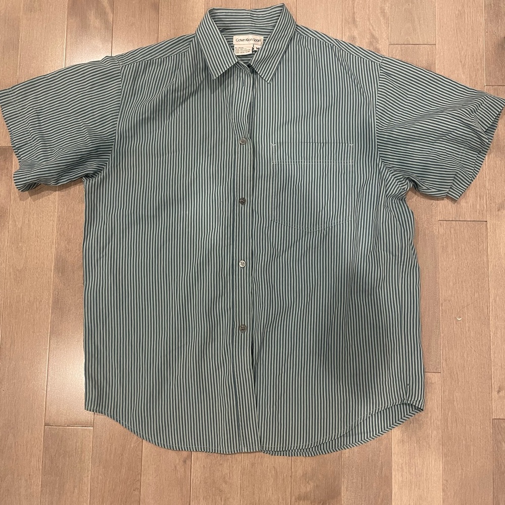Brand: Calvin Klein. Size: M. Color: Blue.